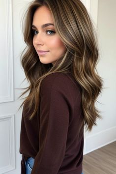 Brown Hair Low Maintenance Highlights, Brown Hair With Light Brown Money Piece, Old Money Brunette Hair Highlights, Old Money Highlights, Old Money Burnett Hair, Old Money Brunette Hair 2024, Chocolate Brown Hair With Money Piece, Cool Dark Blonde Hair, Old Money Brunette Hair