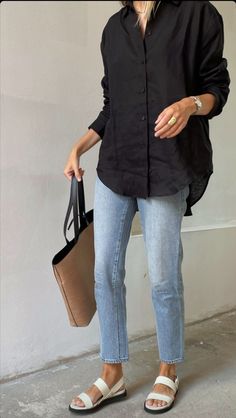 Fall Outfits For Older Women, Jeans Female, Casual Day Outfits, Minimalist Chic, Mode Casual, Elegant Blouses, Inspiration Fashion, Summer 24