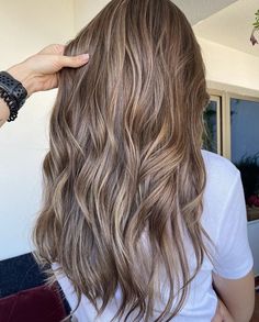 Ashy Blonde Balayage On Light Brown Hair, Brunette W Babylights, Light Brown Hair Baylage, Brunette Hair With Teasy Lights, Brunette Blonde Lowlights, Light Brunette With Dimension, Lighter Brown Hair Color Balayage, Light Brown With Babylights, Mousey Brown Hair With Lowlights