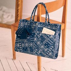 Nwt! Sezane Le Sept Tote Bag Bandana Navy. Cool Bandanas, Blue Chocolate, Rose Beige, Bag Women Fashion, Black Camel, Work Bag, Parisian Style, Cloth Bags, Kate Spade Top Handle Bag