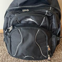 High Sierra Backpack. Never Used! Good For Any High School Or College Student. High Sierra Backpack, Backpack Fashion, Office Notebook, Unisex Accessories, Hiking Gear, North Face Backpack, College Student, Laptop Backpack, High School