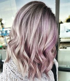 Metallics Lob Cut, Colorful Hairstyles, Beautiful Haircuts, Purple Burgundy, Cut Her Hair, Balayage Hair Blonde, Burgundy Hair