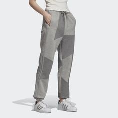 Adidas Originals Women's Danille Cathari Grey Comfy Sweat Pants Small Fn2768 Black And White Sweatpants, Expensive Stuff, Blue Tracksuit, Comfy Sweats, Adidas Three Stripes, Casual Bottoms, Adidas Track Pants, Adidas Sweatpants, Adidas Originals Women