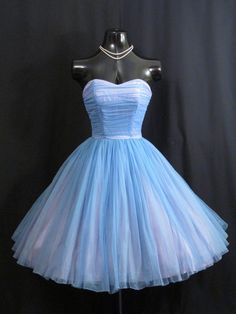 1950s Homecoming Dress, Cool Dresses Party, Cinderella Dress Short, Short Blue Dress Prom, Prom Dresses Big Poofy, 80s Inspired Dress, Blue Quinceanera Dama Dresses, Sky Blue Hoco Dress, 50s Prom Dress Vintage