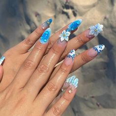 3d floral summer handmade press on nails Azure Blue Nails, Floral Blue Nails, Blue Flower Nail Designs, Blue Ocean Nails, Nails For Birthday, Hawaii Nails, Lily Nails, Nails Floral, Almond Press On Nails