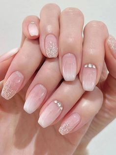 Intimate Wash, Fall Nail Trends, Valentine Nails, Nagel Tips, Coffin Press On Nails, Fake Nails With Glue, White Nail, Stick On Nails, Square Acrylic Nails