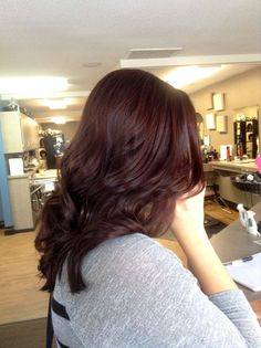 Pelo Color Borgoña, Hair Color Auburn Brown, Auburn Hair With Highlights, Brown Auburn Hair, Dark Auburn Hair Color, Dark Auburn Hair, Rambut Brunette, Cherry Coke, Auburn Brown