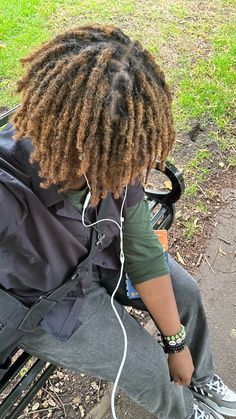 Locs With No Middle Part, Loc Essentials, Coloured Dreads, Mens Locs, Coloured Locs, Dread Ideas, Brown Dreadlocks