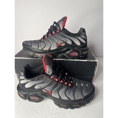 Size 8.5 - Nike Air Max Plus "Black Gradient" Ci2299-001 - No Box Nike Air Max Plus Black, Black Gradient, Nike Air Max Plus, Air Max Plus, Box Color, Air Max, Nike Air Max, Nike Men, Nike Shoes