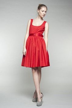 Features *Premium Italian wool fabric *       100% viscose fabric lined *       Side pockets *       Fabric covered belt *       Available in Red, Black, Navy and Gray Made from luxurious Italian wool fabric, this elegant fit and flare dress is tailored to your preferences in 4 colors: red, navy, black, and gray. Featuring a fitted sleeveless scoopneck bodice, A-line tucked skirt with side pockets, it closes with a hidden zipper at the back. Wear it as a cocktail dress for special events or laye 1950s Red Dress, Wedding Guest Dress Cocktail, 1950s Inspired Dress, Dress New Year, Audrey Hepburn Dress, Hepburn Dress, Women Silk Dress, 1950's Dress, Woolen Dresses