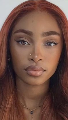 Auburn Eyebrows Black Women, Ginger Brows On Black Women, Auburn Eyebrows, Ginger Makeup Looks, Eyebrow Aesthetic