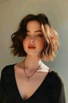 Edgy Academia, Hear Cut, Short Hair Model, Hair Inspiration Short, Happy Hair, Short Hair Haircuts, Hair Reference, Brown Hair Colors, Short Hairstyles For Women