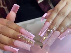 Y2k Nails Blue, Latina Nail Designs Pink, Latina Nail Designs, Pink Nails Long, Nail Designs Pink, Nail Art Step By Step, Island Nails, Rose Gold Nails Glitter, Art Step By Step