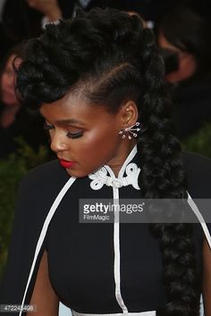 Janelle Monae Outfits, Jenelle Monae, Futuristic Hairstyles, Faux Hawk Hairstyles, Braiding Styles, Protective Hairstyles For Natural Hair, African Hair Braiding Styles