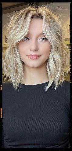 Textured Blonde Lob with Curtain Bangs Textured Lob, Blonde Lob, Blonde Haircuts, Lob Haircut, Short Blonde Hair, Great Hair