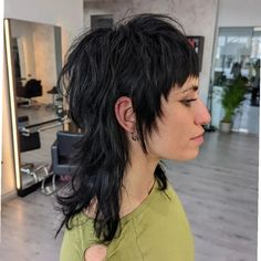 My fave shullet of all time 🖤🖤🖤 All razor cut #shullet #mullet #blackhair #hair #blackshullet #blackmullet #razorcut #moty2023… | Instagram Vegas Hairstyles, Shag Mullet, Vegas Hair, Kort Bob, Punk Hair, Edgy Hair, Alternative Hair