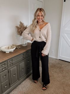 Cute Fall Outfits For Church, Outfit Inspo For Church, Mom Church Outfit, Casual Realtor Outfits, Winter Office Outfits Women Business, Wednesday Work Outfit, Cold Weather Church Outfit, Fall Business Casual Outfits Office Wear, Professional Teacher Outfits Elementary