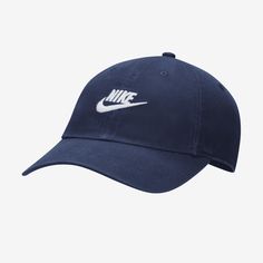 A classic mid-depth cap with plenty of styling options, this Nike Club Cap comes in smooth cotton twill that has a soft wash for easy comfort from day 1. The precurved bill lends itself to casual styling, and the adjustable back-strap lets you find the right fit. Nike Azul, Foundation Skateboards, Almost Skateboards, Baker Skateboards, Navy Cap, Visor Beanie, Nike Hat, Stance Socks, Sport Bh