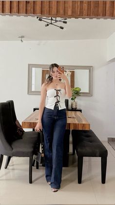 Modest Casual Outfits, Outfits For Mexico, Modesty Outfits, Slim Fit Crop Top, 20s Fashion, Everyday Fashion Outfits, Casual Day Outfits, Instagram Outfits, Crop Top Outfits