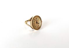 Vintage Anniversary Rings With Rotating Bezel, Vintage Rings With Rotating Bezel For Anniversary, Vintage Small Watch, Gold Retro Watch Accessories, Dainty Vintage Watch, Clock Ring Vintage, Retro Gold Analog Watch Accessories, Watch Ring, Watch Dial