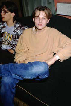 Leonardo DiCaprio 1990s Looks, Leonard Dicaprio, Tobey Maguire, Shia Labeouf, Logan Lerman, Orlando Bloom