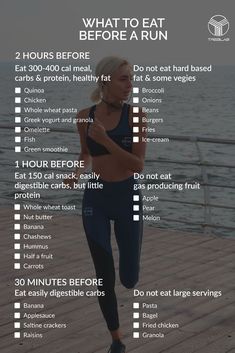 a woman running on a pier with the words what to eat before a run in front of her