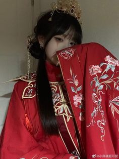 Caracter Designer, Chinese Vampire, Soft Tik, Doe Eye Makeup, Attractive Things, Iconic Halloween Costumes, 2000s Japanese Fashion