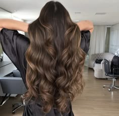 Brown Brunette Balayage, Subtle Brunette Highlights, Subtle Brunette, Balyage Long Hair, Brunette Balayage