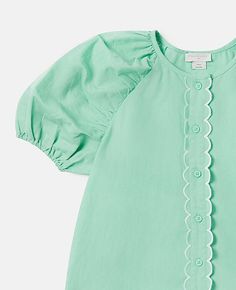 Spring Cotton Puff Sleeve Top With Short Sleeves, Summer Cotton Puff Sleeve Top, Cotton Puff Sleeve Top For Summer, Relaxed Fit Puff Sleeve Top For Spring, Spring Green Ruffled Shirt, Summer Green Cotton Puff Sleeve Top, Green Cotton Puff Sleeve Top For Summer, Light Green Short Sleeve Tops For Spring, Green Puff Sleeve Summer Top