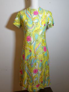 Vintage 1970s Day Glo Flower Power Silky Satiny Slim Fit Dress Slim Fit Dress, Slim Fit Dresses, Fit Dress, Dress Picture, Vintage 1970s, Flower Power, Vintage Ladies, 1970s, Vintage Outfits