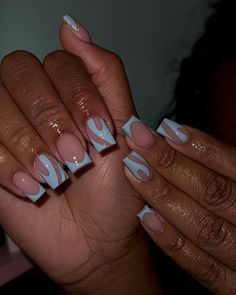 Short French Tip Acrylic Nails Freestyle, Short Square Acrylic Nails 2024, Short Acrylic Nails Summer 2024, Short Frenchies With Designs, Acrylic Nail Designs Short, Zebra French Tip Nails Short, Short Nails Black Women, Blue Acrylic Nails, Short Nail