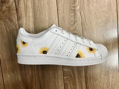 🌻Sunflower Adidas Superstar🌻 by dccustomsneakers Painted Adidas, Custom Adidas, Adidas Shoes Superstar, Nike Fashion Shoes, Superstars Shoes, Adidas Trainers, Custom Nike Shoes, Nike Air Shoes, Custom Nikes