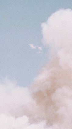 Sky Wallpaper Backgrounds, Horizon Background, Story Backgrounds, Iphone Wallpaper Ios, Phone Wallpaper Patterns, Minimal Aesthetic, Macbook Wallpaper, Minimalist Wallpaper, Wallpaper Iphone Cute