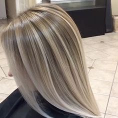 Brunette Hair Color With Highlights, Short Hair Makeup, Blonde Hair Makeup, Honey Hair, Balayage Hair Blonde, Hair Color Highlights