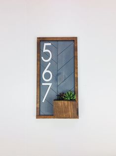 This handmade vertical address sign will make you stand out from all your neighbors. It's chic design and attached planter add a modern look to your home which enhances its curb appeal. They also make great housewarming gifts for your friend or family member that has recently moved or closed on a house and come with hangers attached to the back so they are ready to go straight out of the box. If you need or want something custom please do not hesitate to message us and we will quote it. We do cu Small House Decorating, Modern House Number, House Number Plaque, Address Numbers, House Number Sign, Address Signs, Farmhouse House, Bear Decor, Number Sign