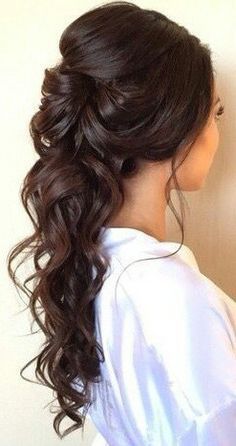 halb hochgesteckt & in leichten Wellen/Locken fallend Sanggul Modern, Romantic Wedding Hair, Wedding Hair Down, Wedding Hairstyles For Long Hair, Half Up Hair, Formal Hairstyles, Half Up Half Down, Bride Hairstyles