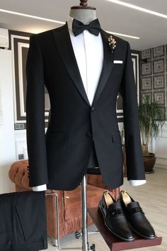 Wedding Suits Men Black, Groom Suit Black, Wedding Tux, Stylish Mens Suits, Black Suit Men, Black Suit Wedding, Men's Business Suits, Wedding Suits Groom, Slim Fit Tuxedo