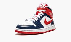 The Women’s Air Jordan 1 Mid “Patent Leather Navy/White/Red” is a women’s version of the retro basketball shoe that shows appreciation for the 1992 Dream Team.  Loosely referencing the basketball team that Michael Jordan won Olympic Gold with in the ‘90s, the “Patent Leather Navy/White/Red” or “Champs Colors,” as the shoe has also been referred to as, is a patriotic look for the mid-top edition of Jordan’s first signature shoe.  Glossy Midnight Navy leather detailing can be found on the forefoot Wmns Air Jordan 1, Vapour Max Nike, Air Jordans Women, Nike Sacai, Retro Basketball Shoes, Retro Basketball, Womens Air Jordans, Air Jordan 5 Retro, Jordans Women