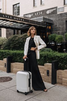 ROAM customizable luggage #travel #luggage #suitcase Luggage Photoshoot, Suitcase Photoshoot, Dc Fashion, Stylish Luggage, Fashion Friday, Woman Standing, Branding Photoshoot, Black Trim