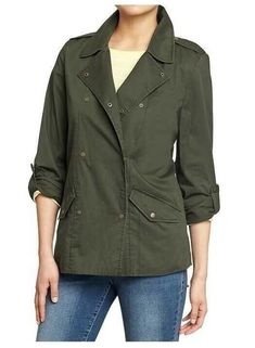 NWT WOMEN'S S OLD NAVY OLIVE DOUBLE BREASTED LIGHTWEIGHT JACKET COAT UTILITY NWT WOMEN'S S OLD NAVY OLIVE DOUBLE BREASTED LIGHTWEIGHT JACKET COAT UTILITY BRAND: OLD NAVY ITEM: Women's lightweight double breasted coat in colorway Forest Floor 100% cotton Pointed collar Four-snap double-breasted placket Epaulets Snap-flap slant pockets Sleeves have roll up snap tabs Soft, lightweight cotton Fitted through body Hits below waist LAST 4 #s OF SKU: (S) 120001 (M) 120002 (L) 120003, (XL) 120004 (XXL) 1 Olive Jacket, Daily Outfit Inspiration, Chic Pants, Feminine Blouses, Double Breasted Jacket, Double Breasted Coat, Maternity Wear, Fashion Help, Big And Tall