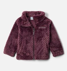 This plush fleece jacket rewards her with ultra-soft comfort when she’s roughing it winter weather. High-pile fleece creates a fluffy texture, while the high collar adds a bit of extra coverage while gathering around the campfire. Columbia Girls, Soft Jacket, Teddy Coat, Sherpa Jacket, Winter Weather, Columbia Sportswear, Girls Jacket, Outdoor Outfit, Zip Jacket