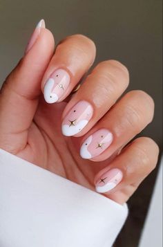 Nails For Florida, Nails Basic, Minimal Nails Art, Nails Yellow, Minimal Nails, Her Nails, White Nail, Star Nails, Funky Nails