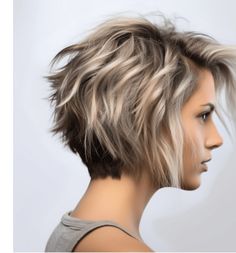 Short Fox Haircut, Pixie Bob Haircut Layered, Long Pixie Cut Thick Hair, Bob Haircut For Fine Hair, Hairdos For Short Hair, Messy Short Hair, Short Hairstyles For Thick Hair