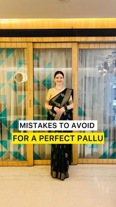 Heena Gehani | To highlight the border of your saree, here is a quick hack to create pallu pleats that draw attention to the intricate design. This… | Instagram How Go, Saree Wearing Styles, Saree Wearing, Saree Draping, Saree Designs Party Wear, Black Saree, Follow My Page, Elegant Saree, Stunning Gowns