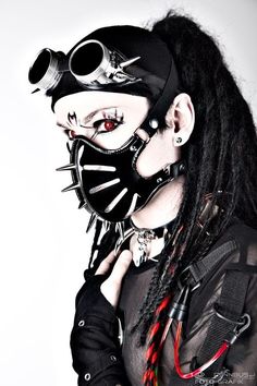 Excellent Cyber #Goth mask and dreads. Love the contacts too! Goth Mask, Cyberpunk Goth, Cybergoth Fashion, Industrial Goth, Cybergoth Style, Gothic Mode, Goth Subculture, Arte Punk, Psy Art