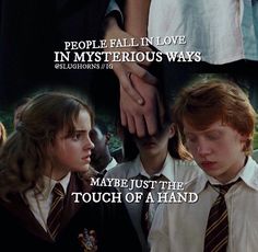 harry potter and hermile are holding hands