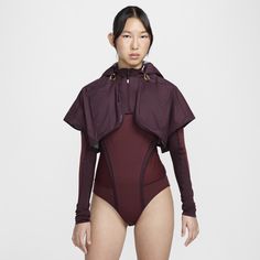 This multipurpose bodysuit lets you adapt to your surroundings with options you didn't even know you needed. Wool-blend fabric helps keep you comfortable while the water-repellent hood offers a shield from the elements. Nike Ispa, Sporty Swimwear, Clothing Design Sketches, Grey Bodysuit, Team Red, Cyberpunk Fashion, Skating Dresses, Fashion Inspiration Design, Women Lifestyle