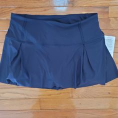 New With Tags Nwt Lululemon Lost In Pace Skirt Navy Blue Color Size 12 Regular Features Swift Fabric That Is Lightweight, Moisture-Wicking, And Has 4-Way Stretch. Lululemon Tennis Skirt, Lulu Skirt, Short Cake, Pleats Skirt, Lululemon Skirt, Hot Skirts, Christian Book, Lululemon Outfits, Athletic Skirt