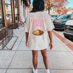 Croissants lover social club oversized Shirt Retro breakfast lover T-Shirt food mothers day gift 90s graphic Tee student wellness back print Start your day right with your new favorite breakfast shirt. ♡ Made with a medium-heavy fabric blend of 50% cotton and 50% polyester (8.0 oz/yd² (271.25 g/m this sweatshirt feels cozy and is the perfect choice for those colder months. ♡ The classic fit along with the crew neckline deliver a comfy wearing experience with a clean-cut style. Meanwhile, the dou Sweet Nothing Shirt, Morning Croissant, Brunch Croissant, Breakfast Club Shirt, Croissant Coffee, Quote Graphic, Aesthetic T Shirts, Product Ideas, Negroni