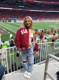 University Of Alabama Gameday Outfit, Mary Sergi Outfits, Boston College Game Day Outfit, Reds Game Outfit, Alabama Gameday Outfit Fall, Uk Gameday Outfit, Gameday Outfit Black Women, Alabama Game Day Fits, Sports Game Aesthetic